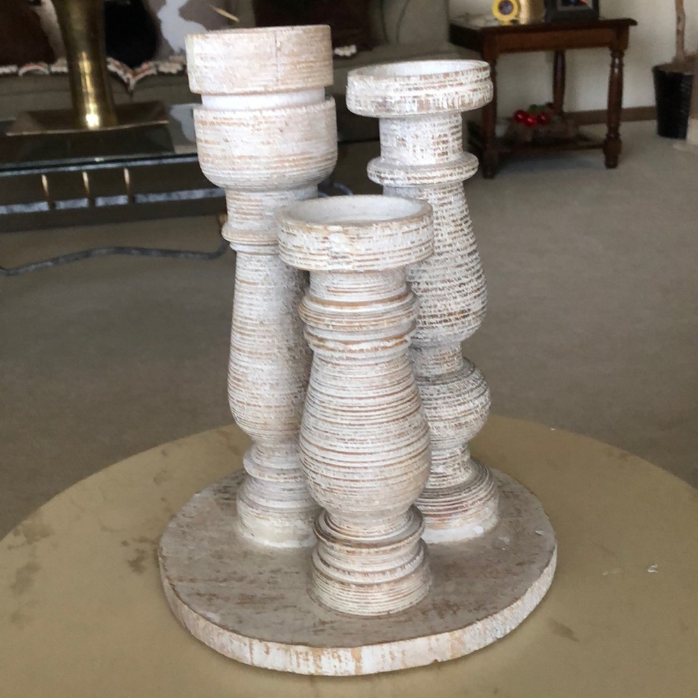Mud Pie Three Levels Votive Candle Stand White and Tan Distressed Look.